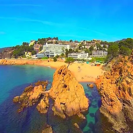 In Near & Center Tossa de Mar